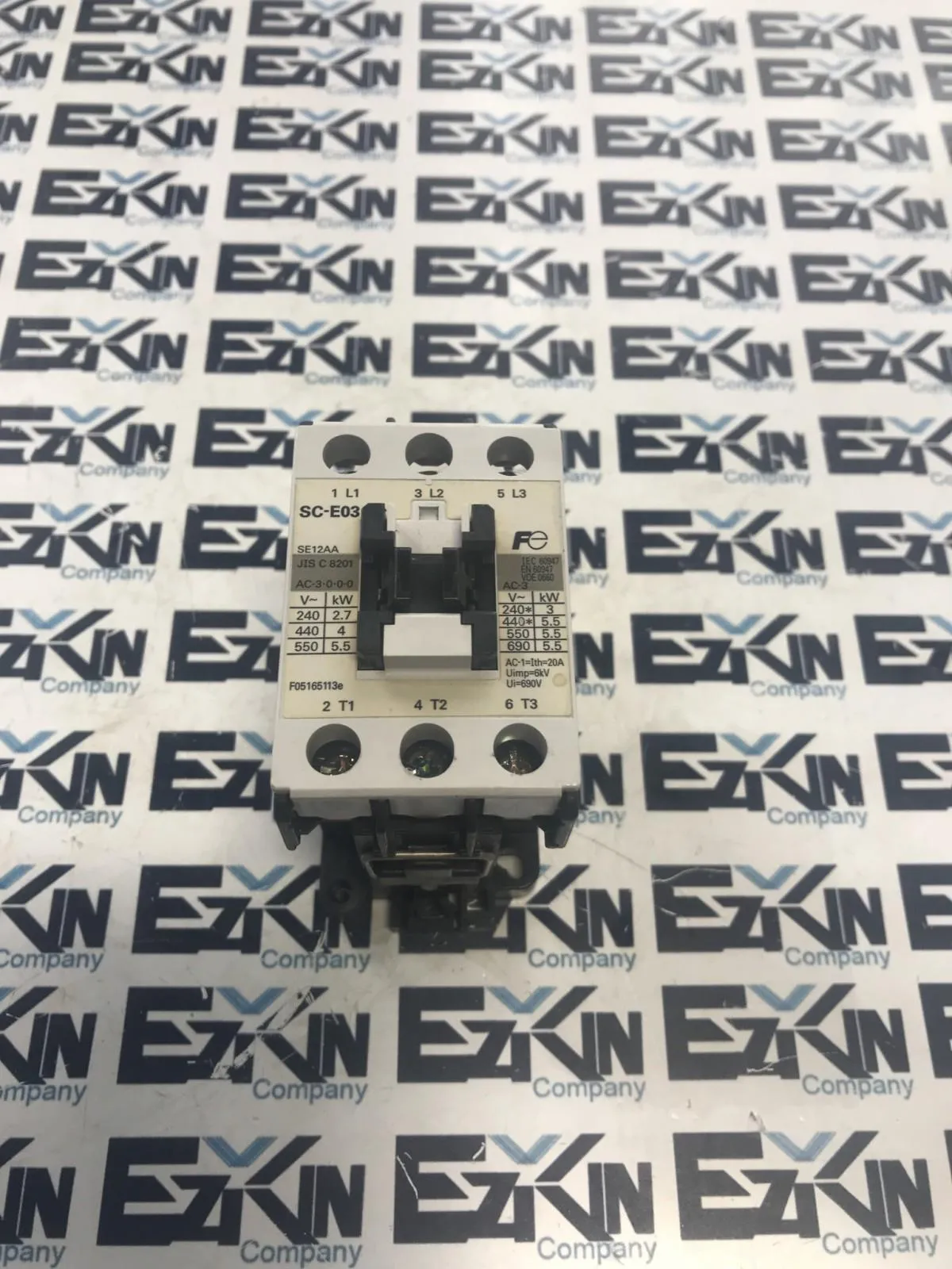Fuji Electric SC-E03 SE12AA Starter/Contactor, 600VAC 20A 120VAC Coil 