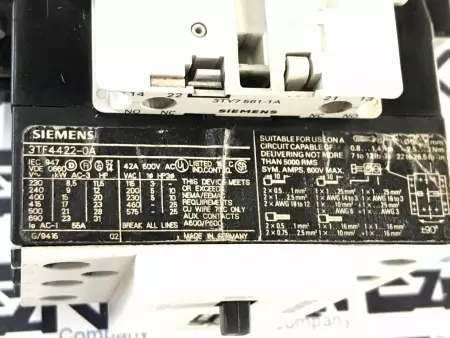 SIEMENS 3TF4422-0A Contactor 110-132V coil  W/Aux 3TY7561-1A /1B 