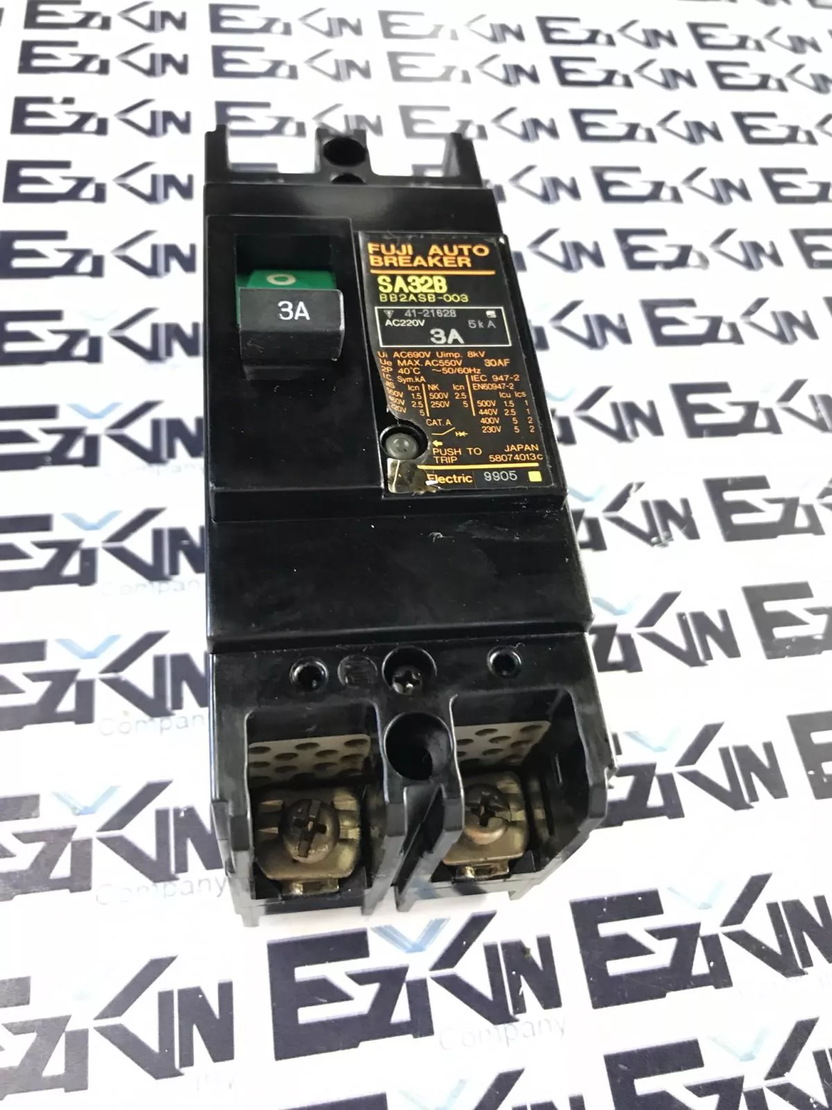 Fuji Electric SA32B 2-Pole Circuit Breaker, 3A 220VAC 