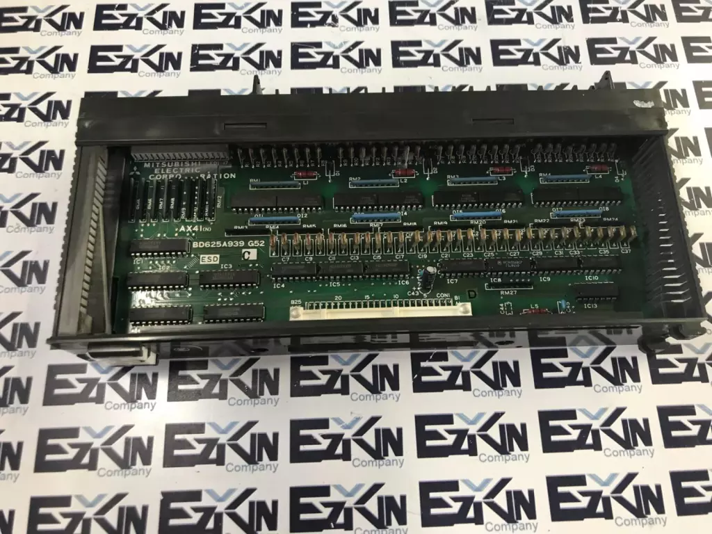 Mitsubishi Electric AX41 Melsec Programmable Controller (Cover Missing) 