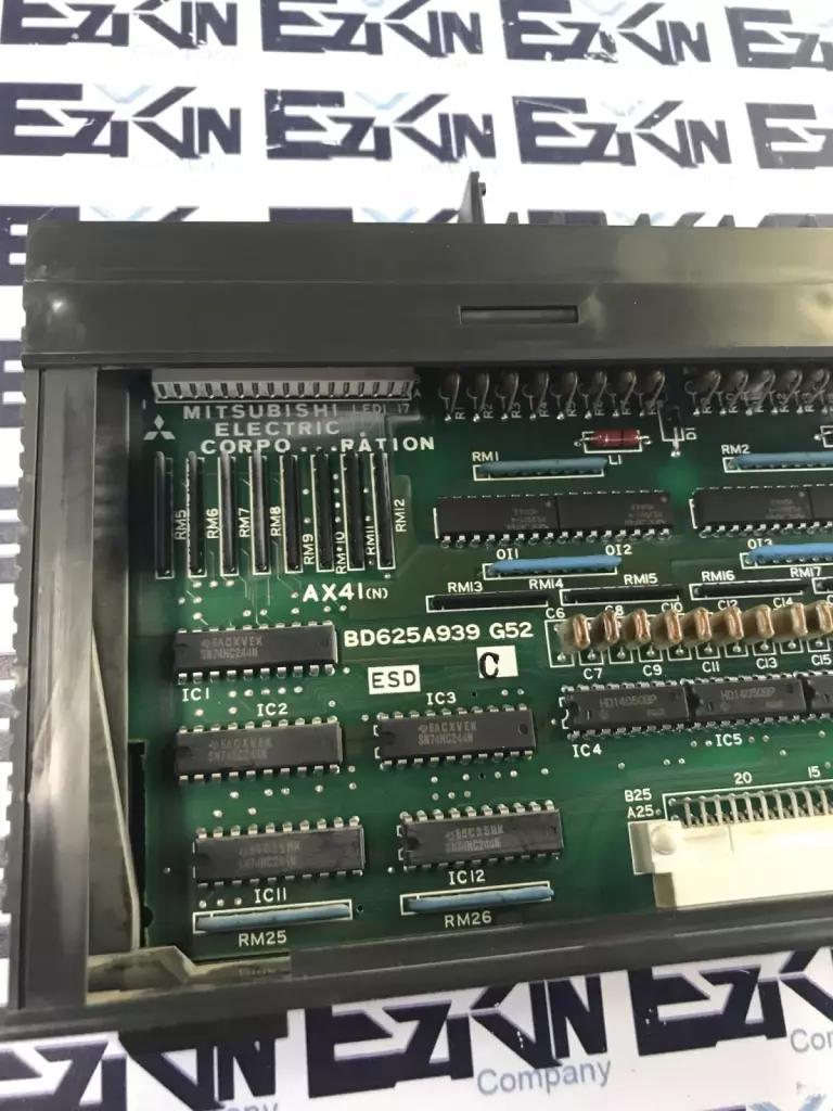 Mitsubishi Electric AX41 Melsec Programmable Controller (Cover Missing) 
