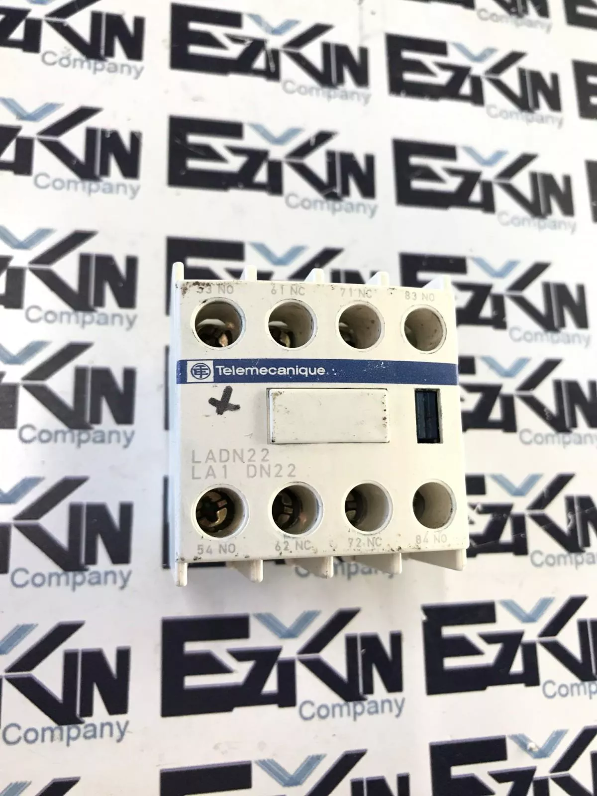 Telemecanique LADN22 LA1 DN22 Auxiliary Contact Block, 690V 10A 