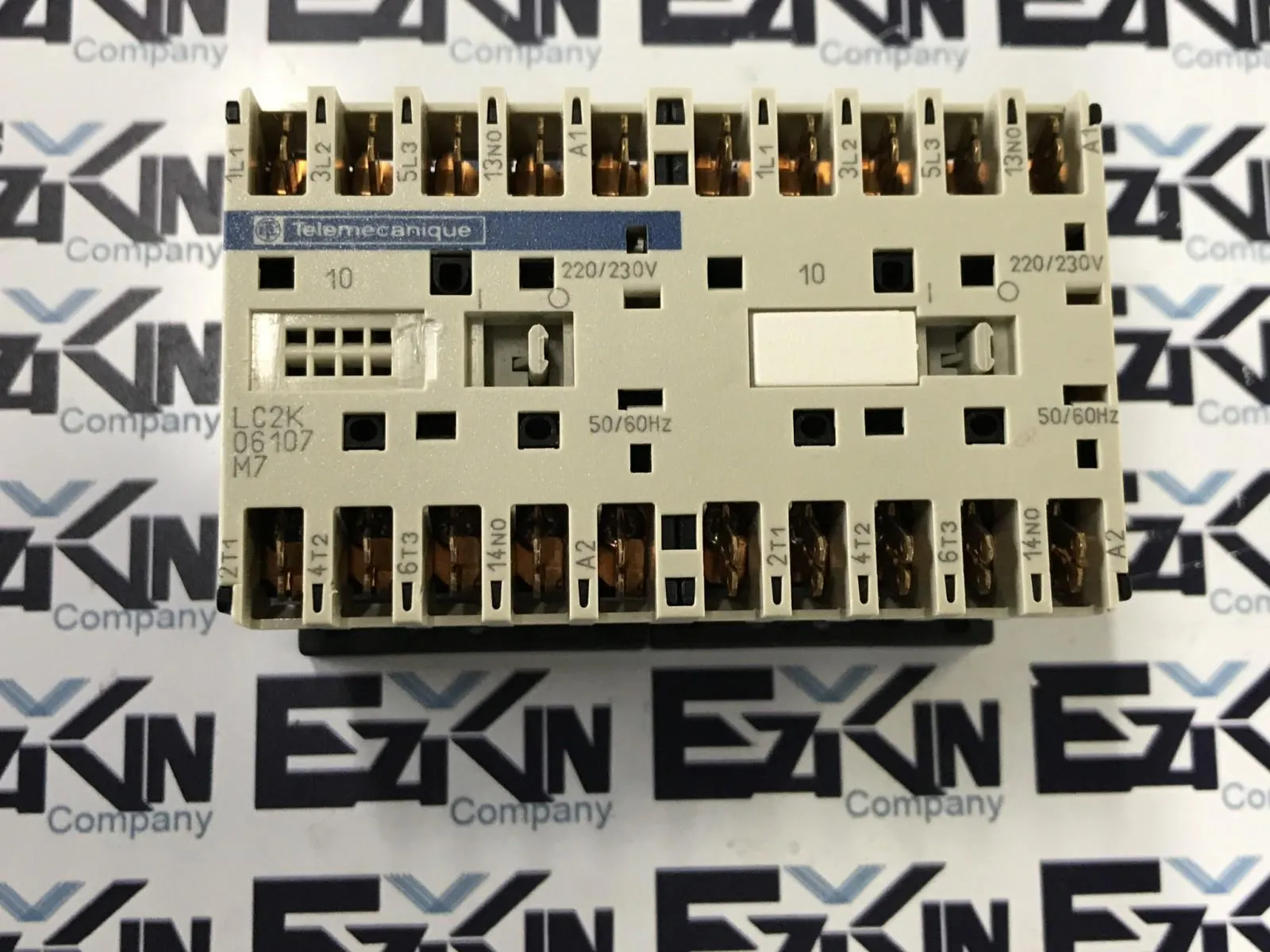 Telemecanique LC2K06107 Reversing Contactor 600V 20A 