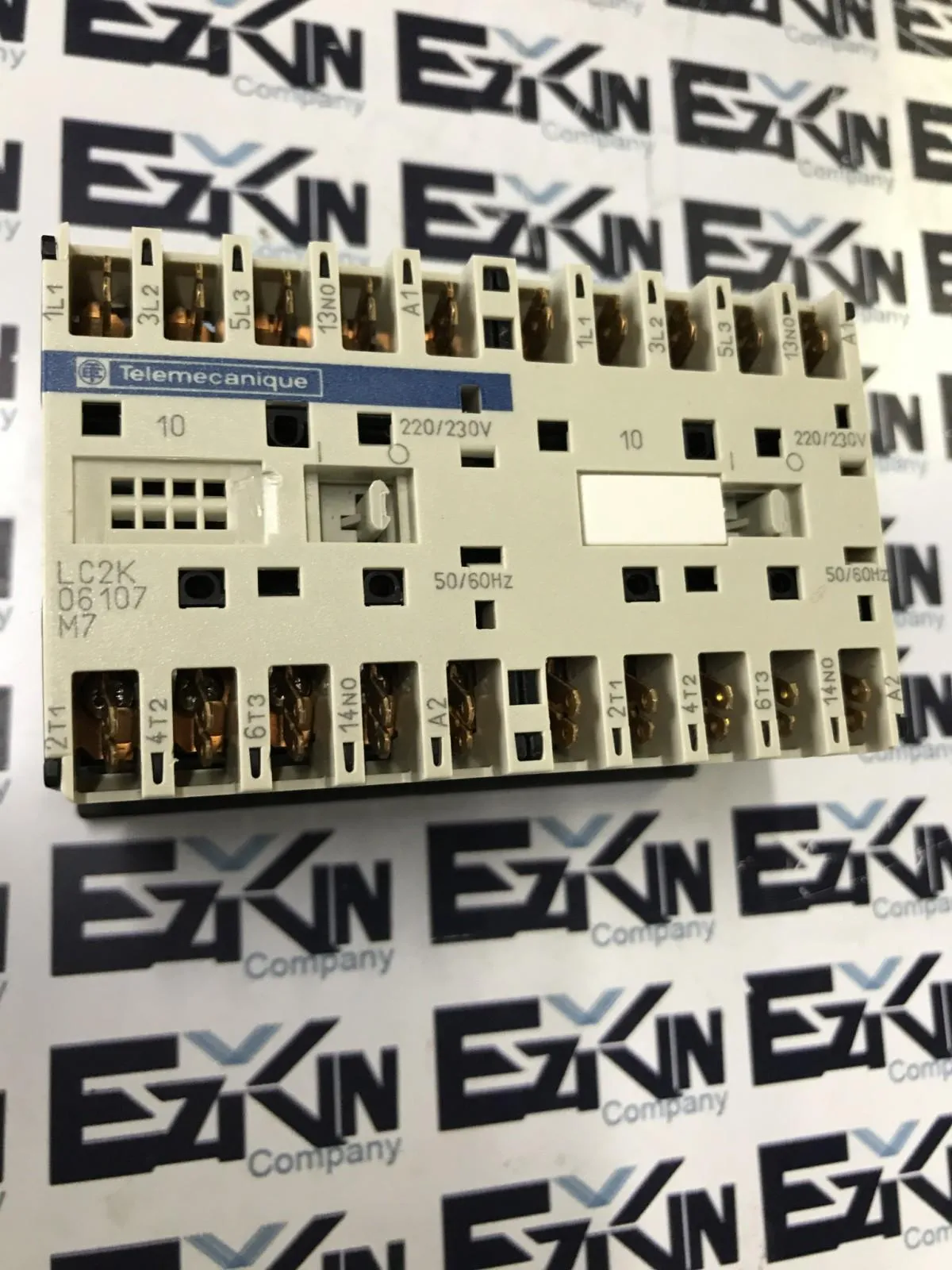 Telemecanique LC2K06107 Reversing Contactor 600V 20A 