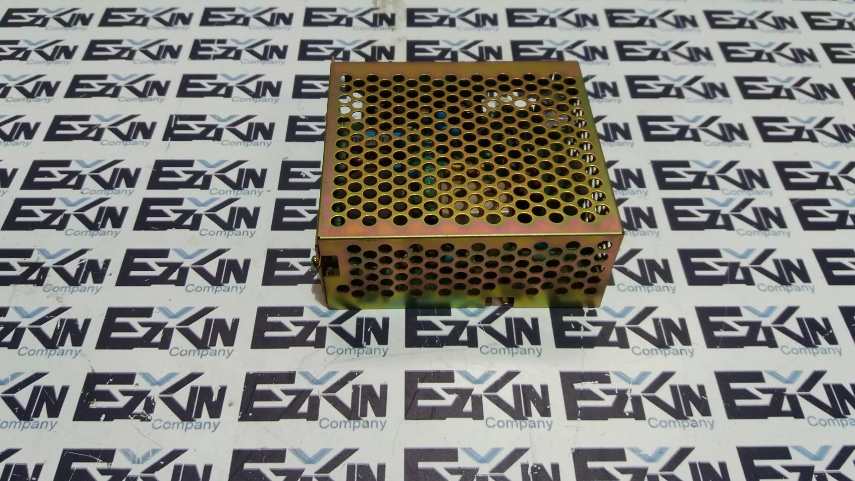 Cosel P15E-5 Power Supply, In 100-240VAC 0.4Amp Out 5VDC 3Amp 