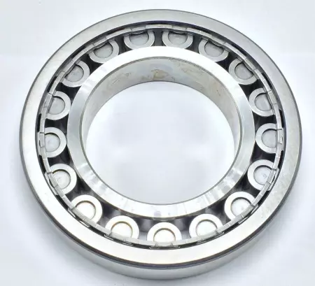 SKF NU-224-ECJ Roller Bearing 120mm Bore 215mm OD 