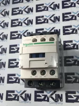 SCHNEIDER ELECTRIC  LC1D09 CONTACTOR 24V COIL W/ LAD4VE 24-48V