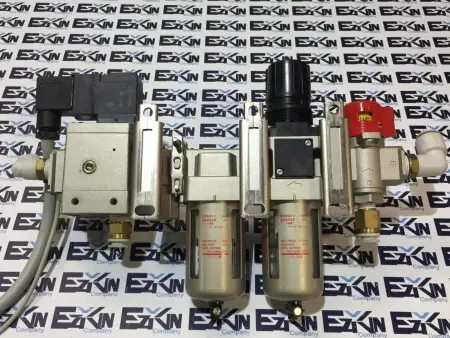 SMC AFM30-03 / AW30K-03G / VH830-03 / AV3000-03-5DZ Pneumatic Filter Assembly 