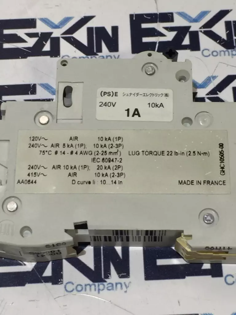 Merlin Gerin 60118 D1A Multi 9 C60 Circuit Breaker, 1-Pole 240V 1A 