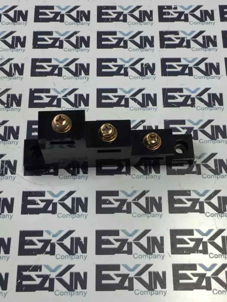 Shinagawa RBS-122 Three-Stage Busbar Support Base 