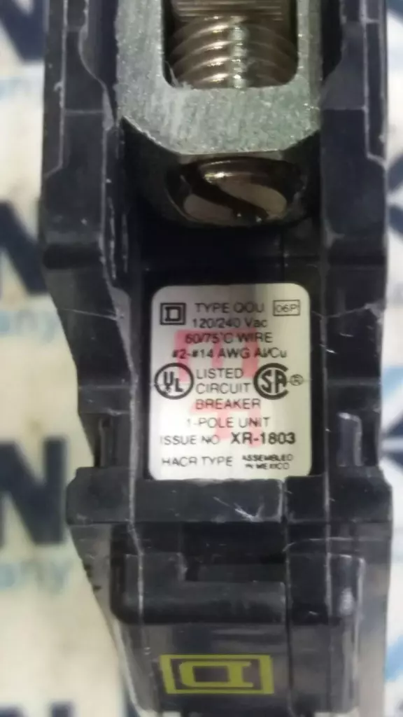 Square D XR-1803 1-Pole Circuit Breaker, 120/240VAC 15A 
