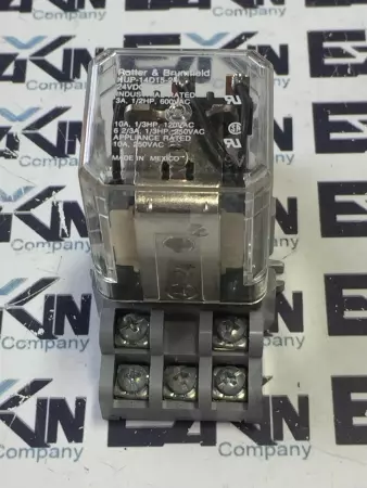 Potter & Brumfield KUP-14D15-24 24VDC Relay 24 VDC Coil W/Socket Base 