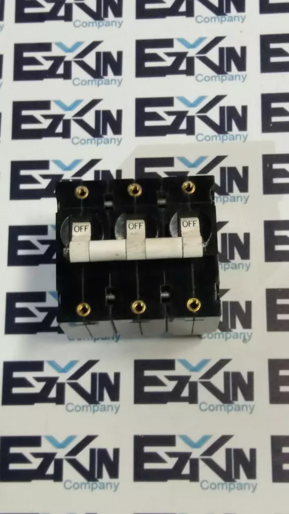 Carling Switch AA3-B1-46-419-1B1-C 3-Pole Circuit Breaker, 1.9Amp 277V 