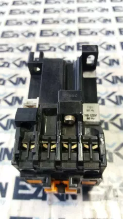 Telemecanique CA2-DN 1229A65 Contactor 110v 50/60 Hz 10A  