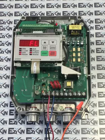 Reliance Electric 1SU44001 SP500 Easy Clean Plus™ VS Drive (Corner Broken) 