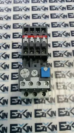  ABB AL9-30-01 Contactor 600VAC 35Amp with TA25 ABB Overload Relay 2.8-4.0Amp 