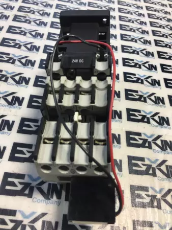 Klockner Moeller DIL00AM-G Contactor 600VAC 250VDC 20Amp with 22DIL M Auxiliary 