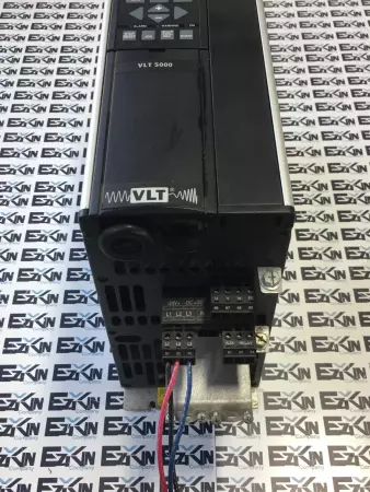 Danfoss PT5B20STR3DLF30A VLT 5000 Variable Speed Drive 380-500V 9.1Amp 5.0HP 