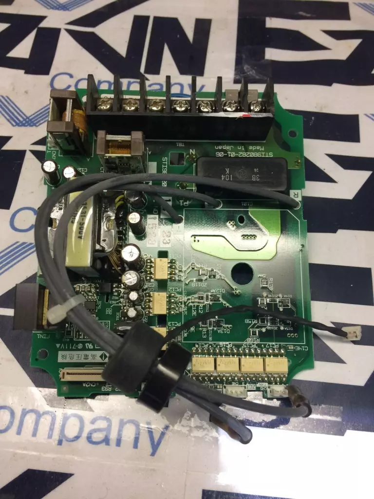Square D STI980282-01-06 PC Circuit Board 