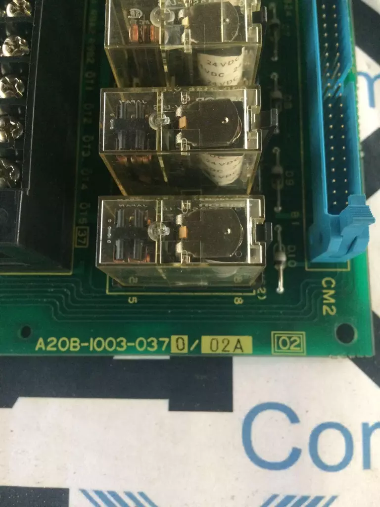 Fanuc A20B-1003-0370/02A 10-Relay Circuit Board 