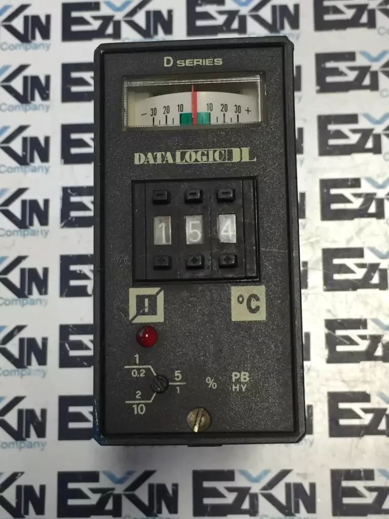 Datalogic D SERIES Analog Temperature Controller 