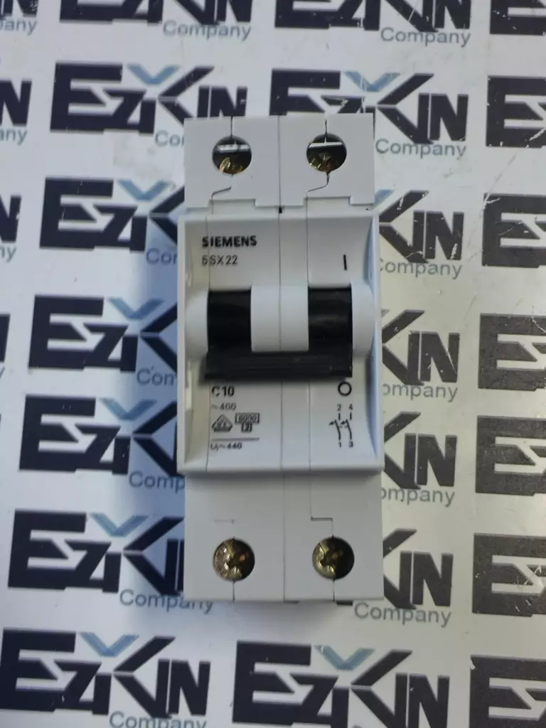Siemens 5SX22 C10 2-Pole Circuit Breaker, 480VAC 10Amp 