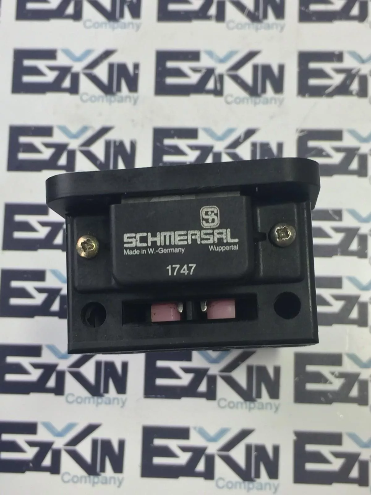 Schmersal AZ 16ZVRK Interlock Switch, 230V 4Amp 
