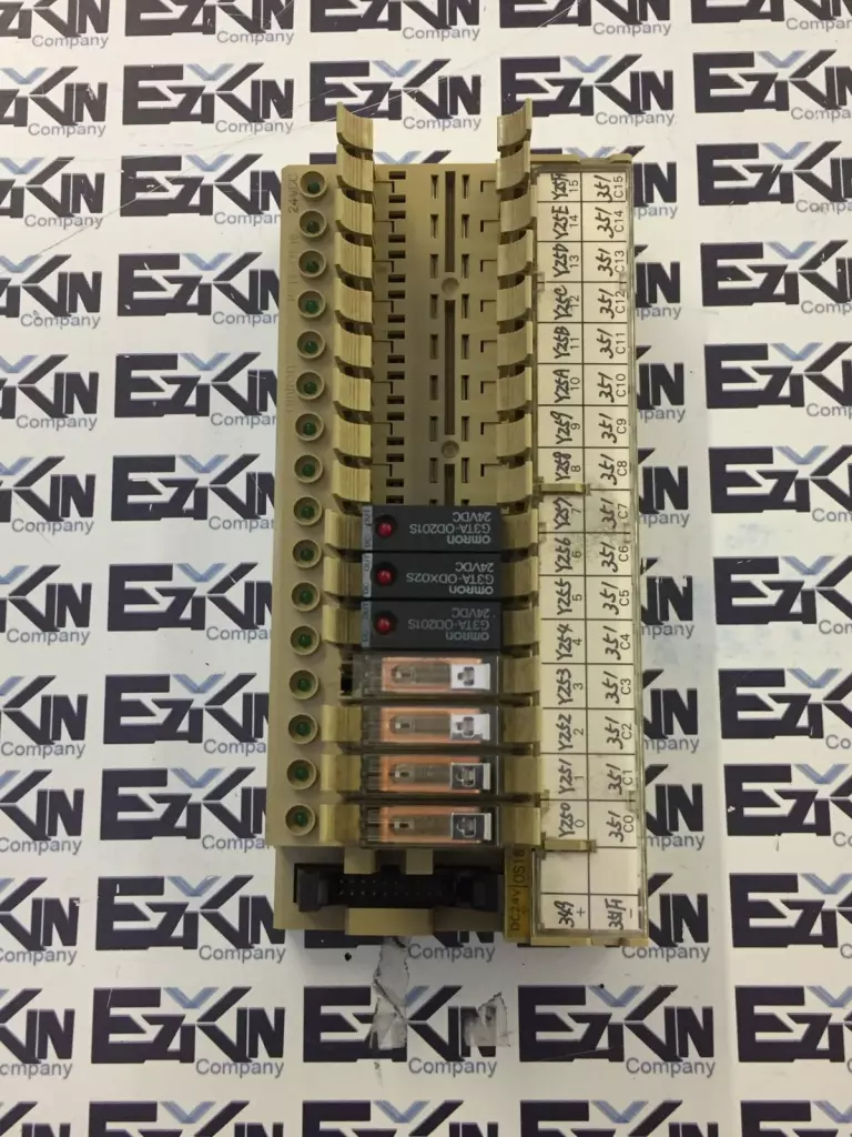 Omron P7TF-OS16 Relay Block Base 16-Slot with 7 Relays 24 VDC 