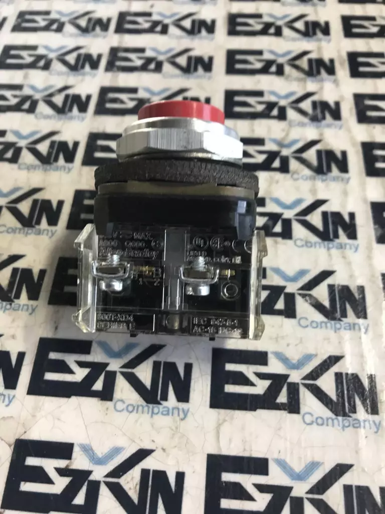 Allen-Bradley 800T-B... SER.T Momentary Red Contact Push Button 