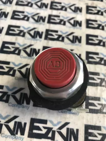 ALLEN BRADLEY 800-B... SER.T TYPE 4,13 MOMENTARY CONTACT PUSH BUTTON