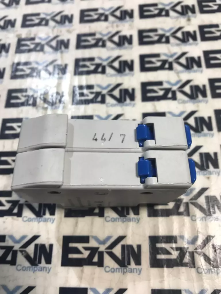 Gould Shawmut USM2I Ultrasafe™ 2-Pole Fuse Holder 600V 30A 