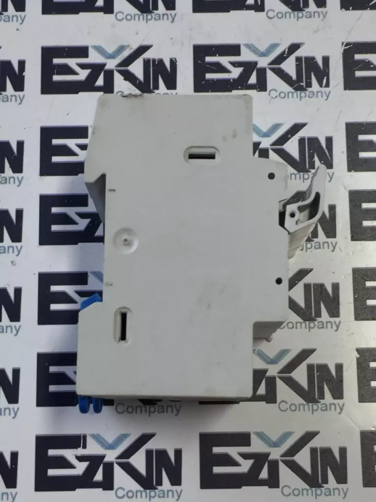 Ferraz Shawmut US103 3-Pole Fuse Holder, 30Amp 800VAC/1000VDC 