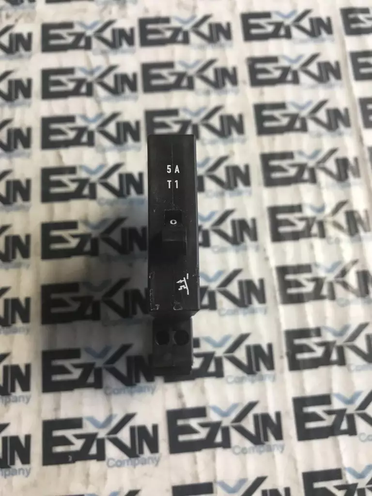 ETA 2210-T210-K0T1-H05A 1-Pole Circuit Breaker, 250AC/65DC 5A 