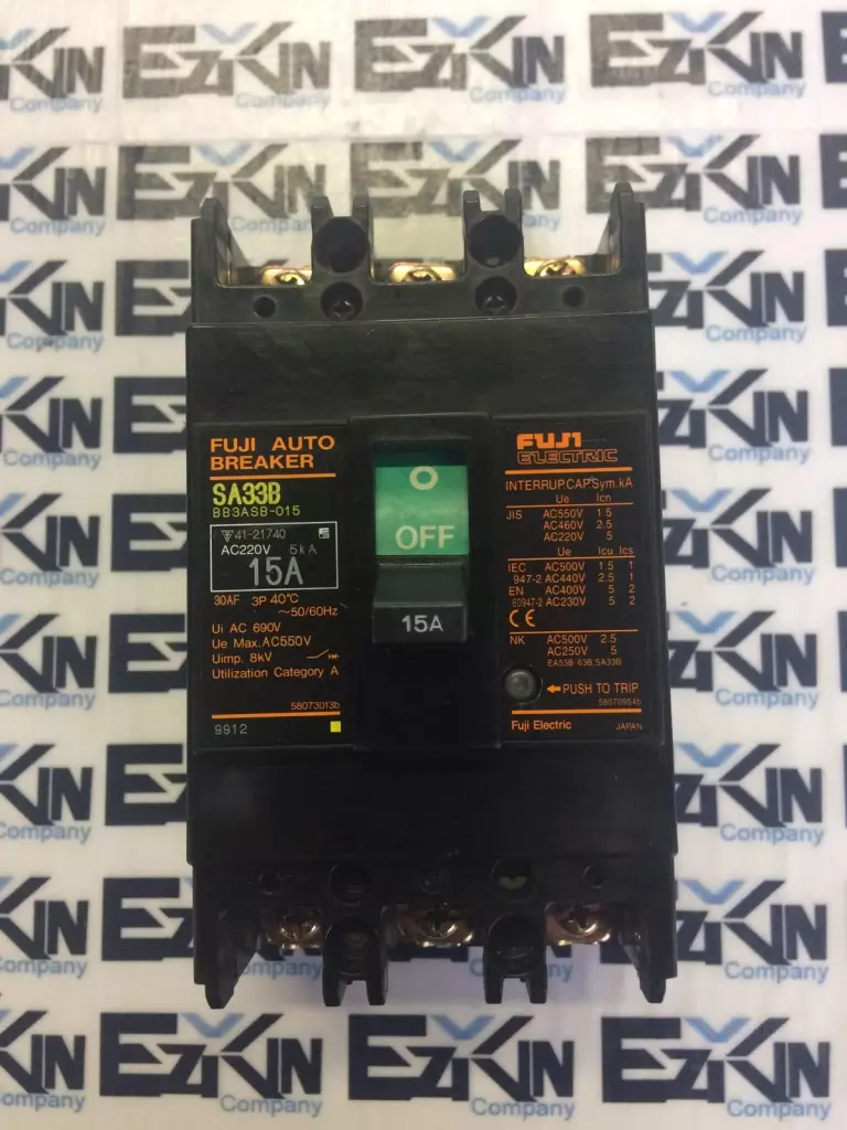 Fuji SA33B Circuit Breaker 220V 15Amp 