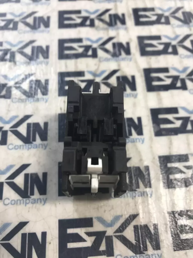Moeller 11 DIL M Auxiliary Contactor, 600VAC 15A  250VDC 1A 