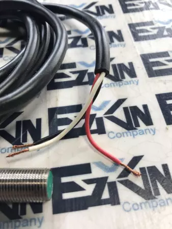 Yamatake-Honeywell FLI-2E6-Y Proximity Switch Sensor 