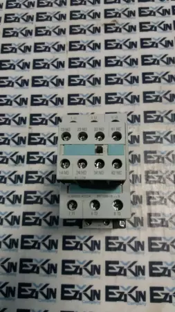 Siemens 3RT1036-1B..0 Contactor 24VDC Coil 50Amp 600V w/Aux Contact Block 