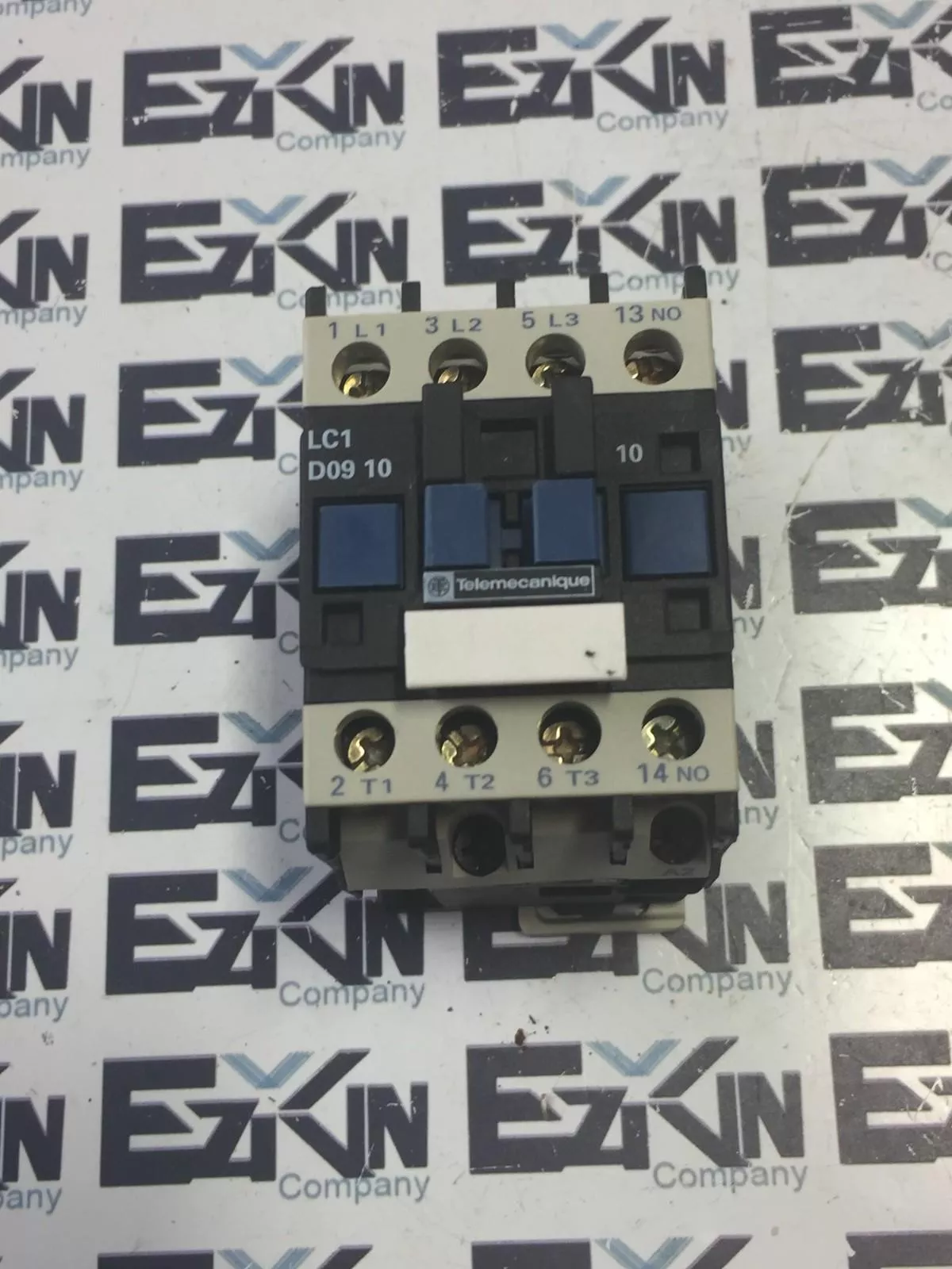 Telemecanique LC1D0910 Contactor, 600VAC 20A 110V Coil 50/60 Hz 