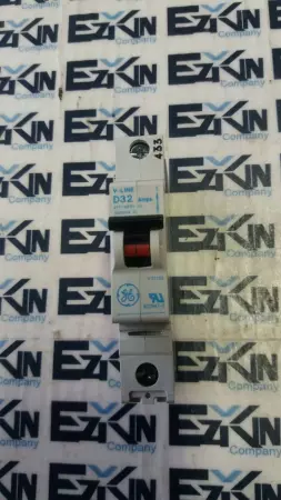 General Electric V37132 D32A 1-Pole Circuit Breaker 277-480V 32Amp 
