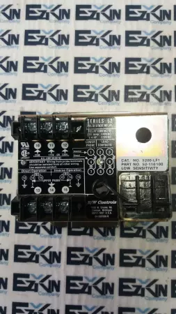 B/W Controls 52-110100 Series 52 Solid State Relay 120-240VAC 10Amp 
