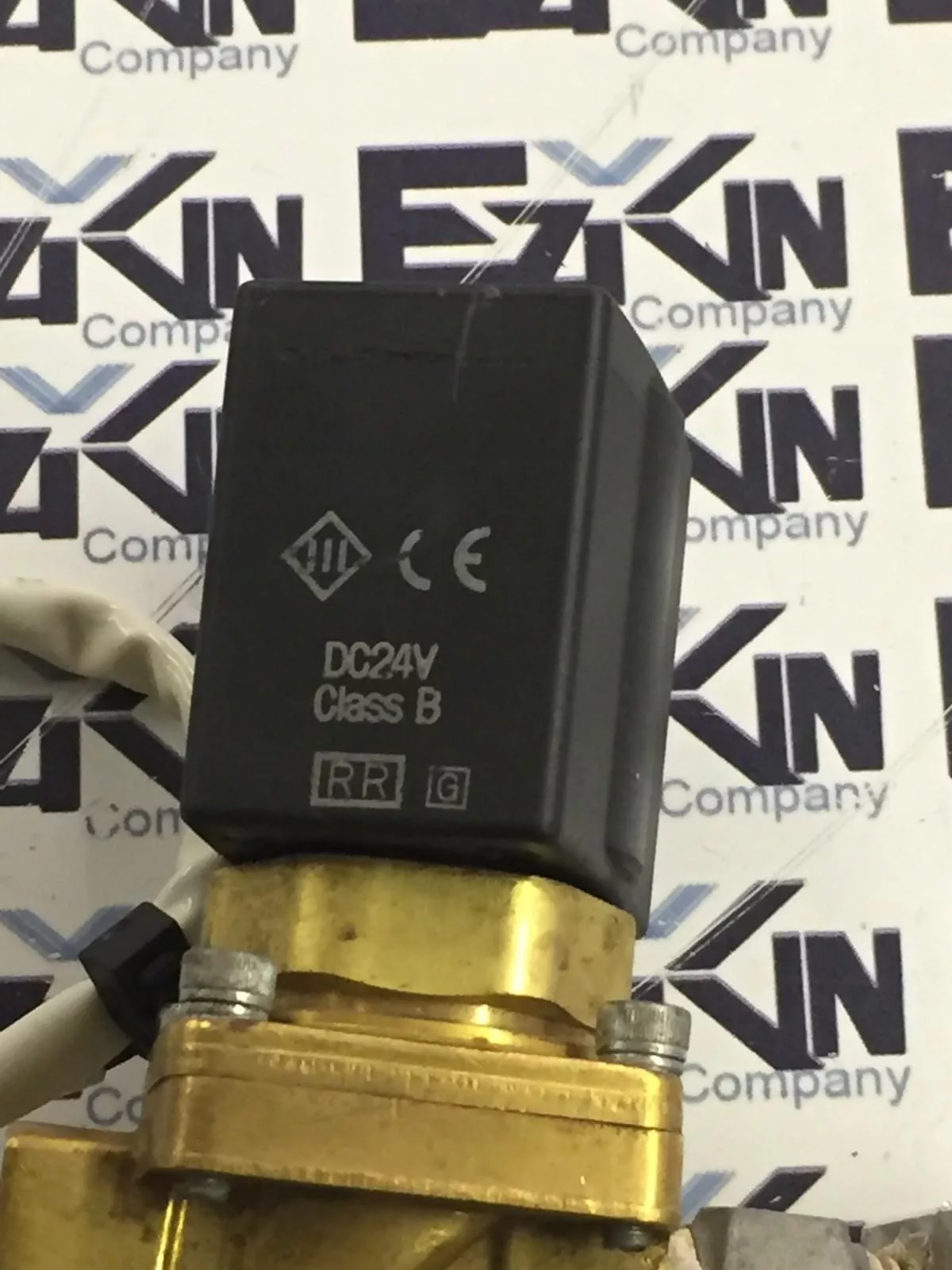 SMC VXZ2230-03-5GS1 Solenoid Valves Assy W/Block 