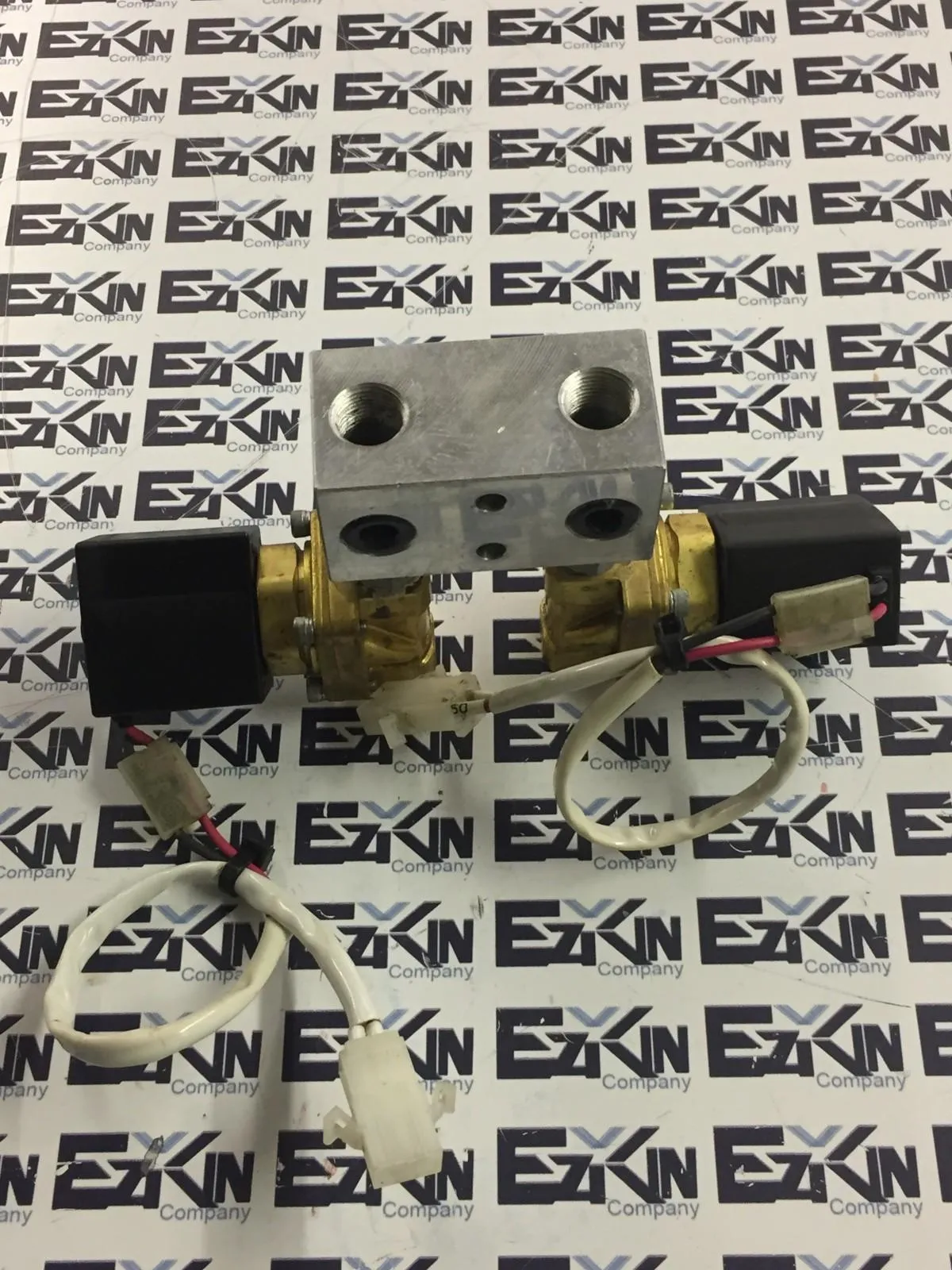SMC VXZ2230-03-5GS1 Solenoid Valves Assy W/Block 