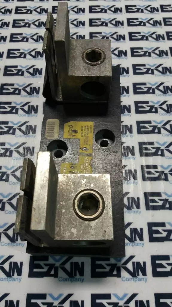 Bussmann J60400-1CR Fuse Block Holder, 600V 400Amp Class J Fuses 