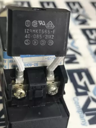 Fuji AH25 Pushbutton Momentary Switch 