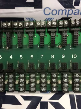 Analog Devices 3B01 16 16-Channel Backplane Module with AC1307 Power Supply 