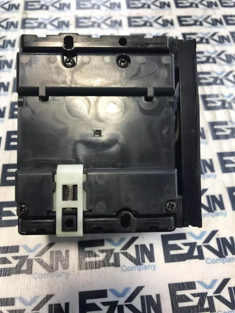 Fuji Electric EA33 3-Pole Circuit Breaker 220VAC 30Amp 