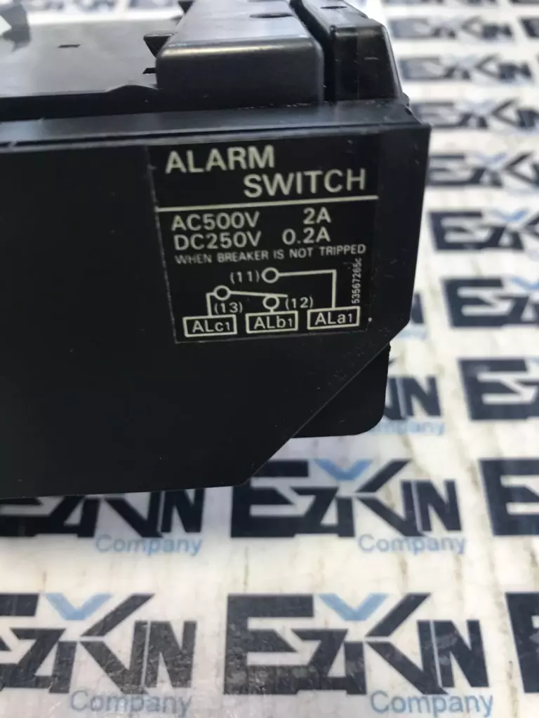 Fuji Electric EA33 3-Pole Circuit Breaker 220VAC 30Amp 