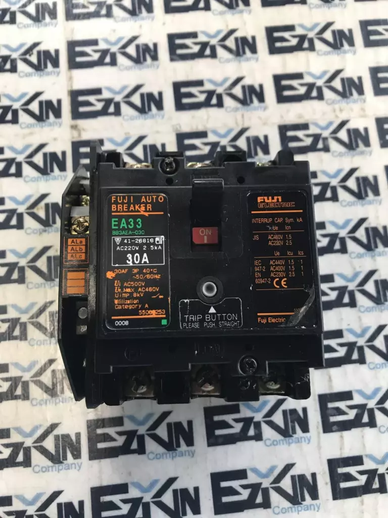Fuji Electric EA33 3-Pole Circuit Breaker 220VAC 30Amp 