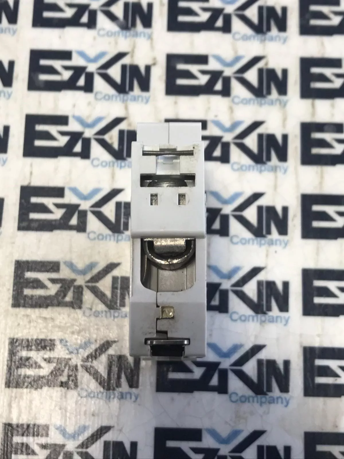 AEG Elfa E81 U4A Elfa 1-Pole Circuit Breaker 240/415V 4Amp 