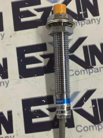 Omron LJ8A3-2-J/EZ Proximity Sensor 